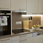 Schneider דירה